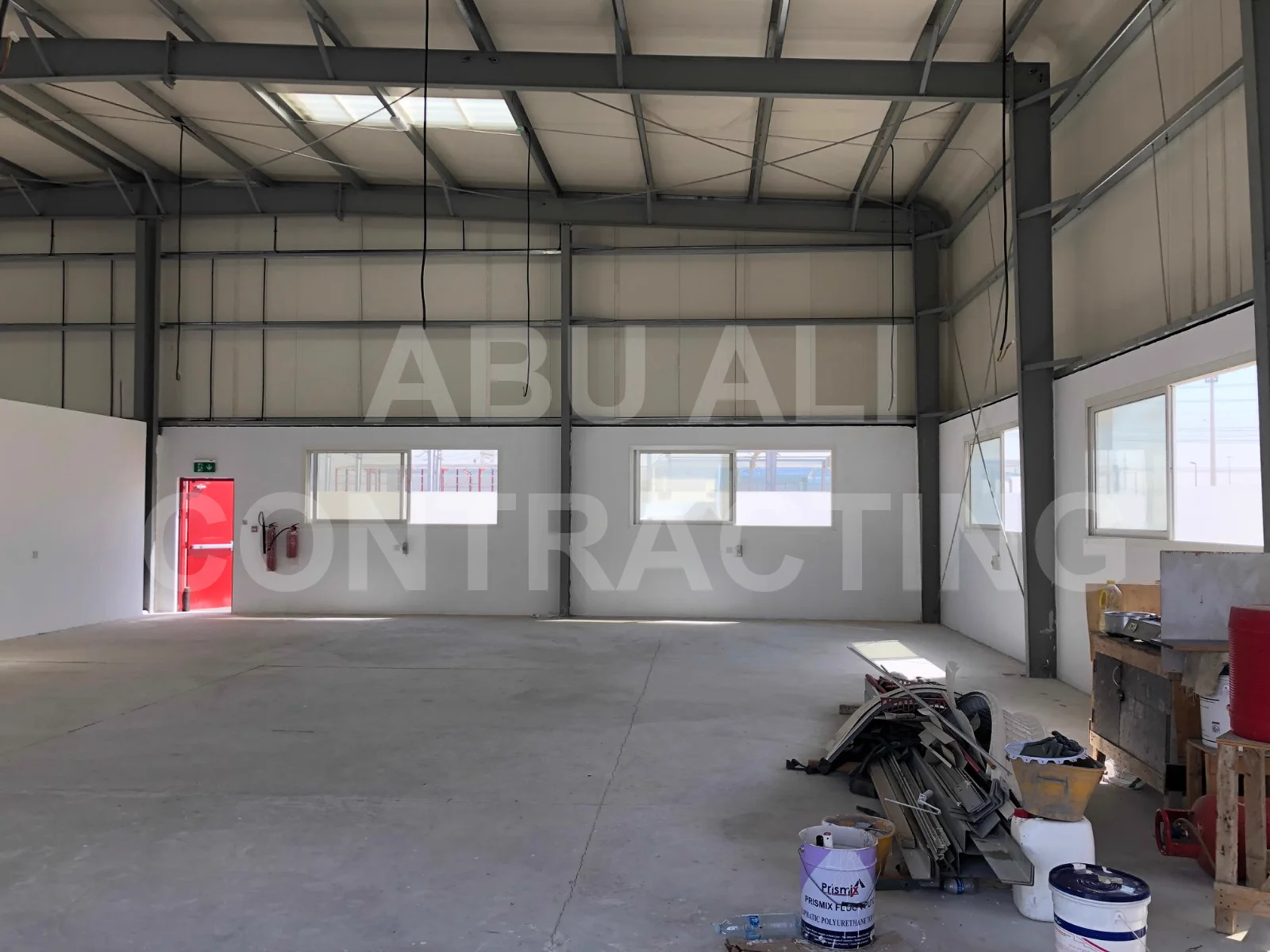 Peb Warehouse Interior Clear Span Dubai — Abu Ali Group